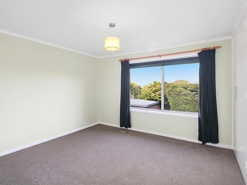 55 Ragless Circuit, Kambah ACT 2902