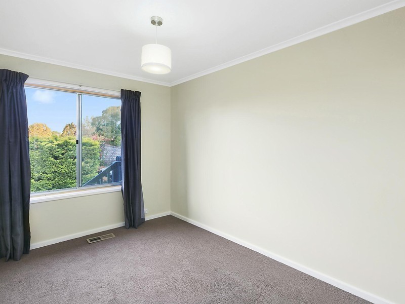 55 Ragless Circuit, Kambah ACT 2902