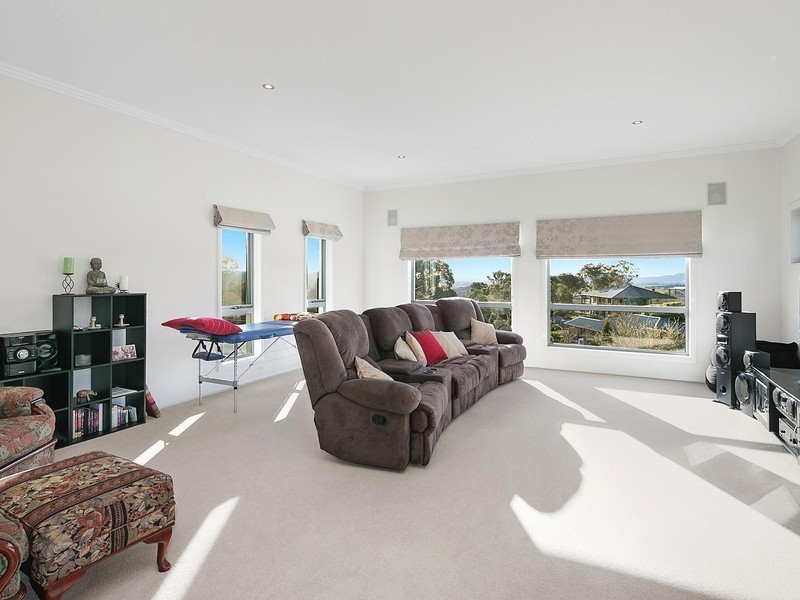 79 Waterfall Drive, Jerrabomberra NSW 2619