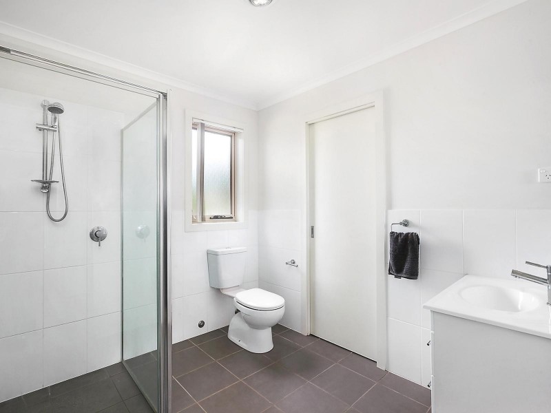 9/2 Neil Currie Street, Casey ACT 2913