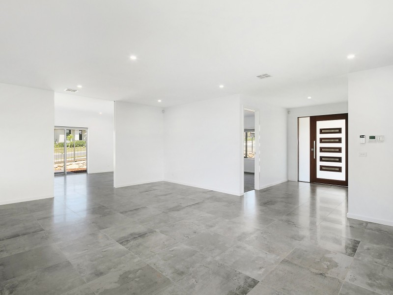 19 Carl Street, Googong NSW 2620