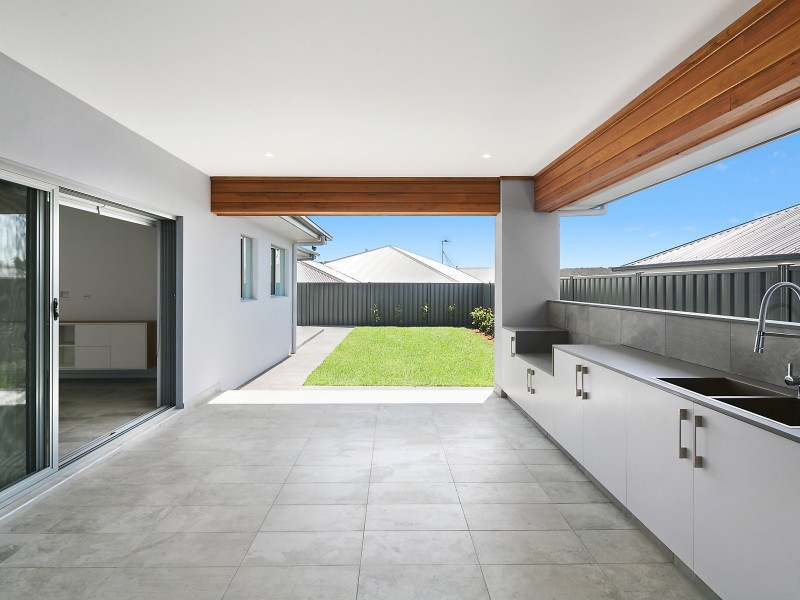 19 Carl Street, Googong NSW 2620