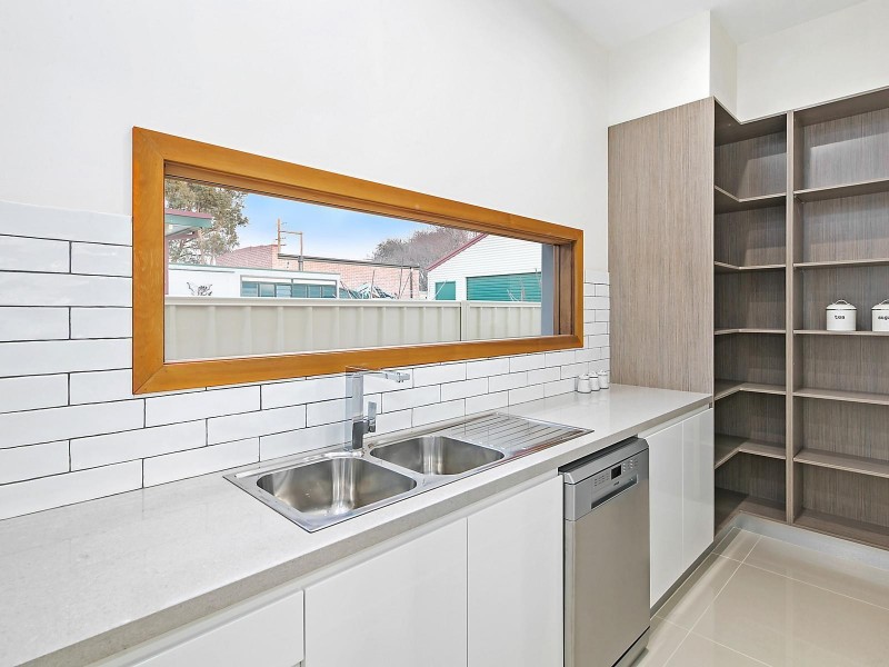 13 Hayes Street, Queanbeyan NSW 2620