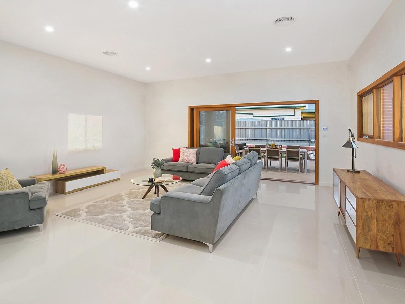 13 Hayes Street, Queanbeyan NSW 2620