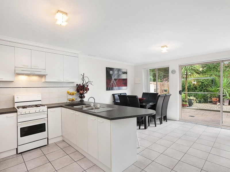 2/122 Tharwa Road, Karabar NSW 2620