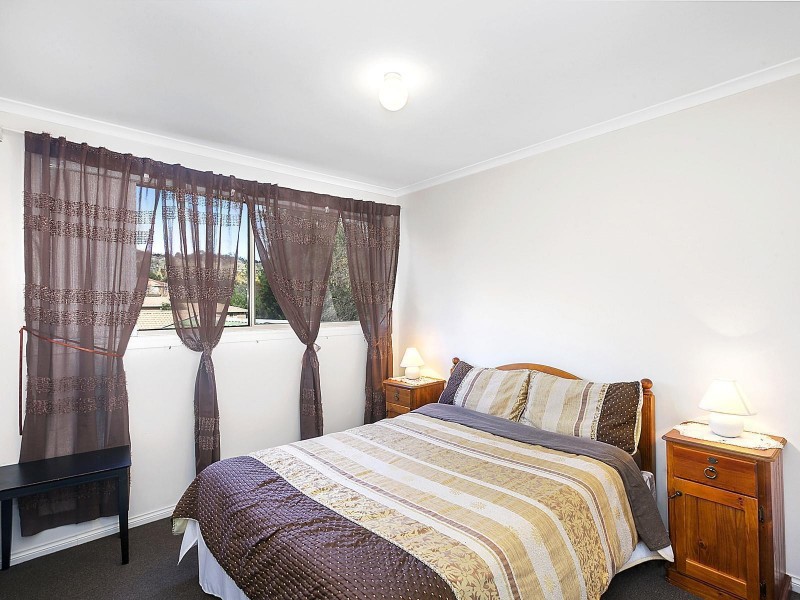 2/122 Tharwa Road, Karabar NSW 2620