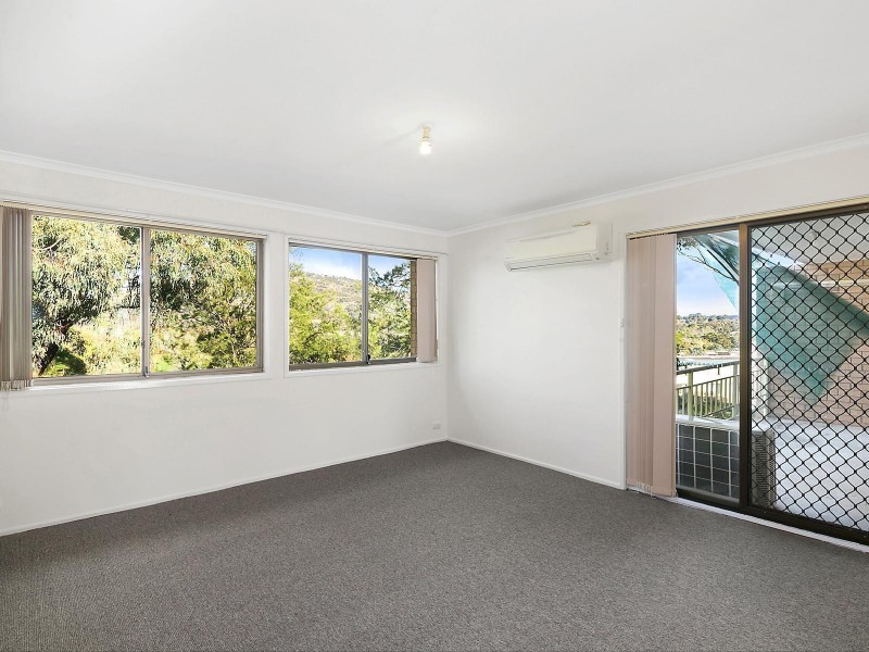 9/4 Heard Street, Mawson ACT 2607