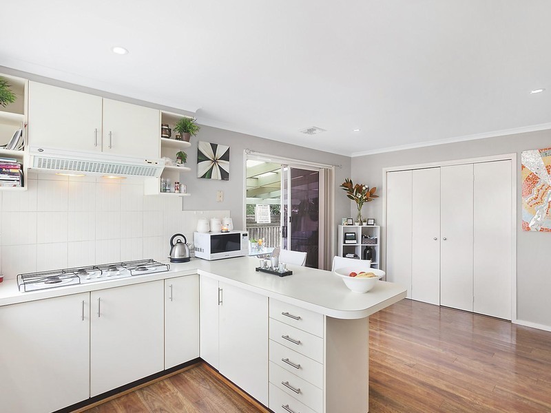 8/4 Brudenell Drive, Jerrabomberra NSW 2619