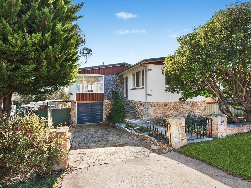 12 Hillbar Rise, Queanbeyan NSW 2620