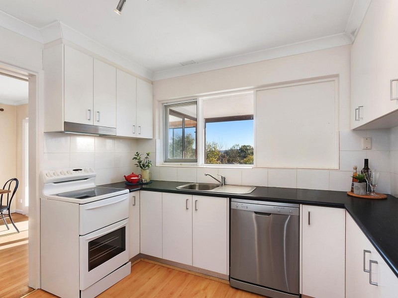 12 Hillbar Rise, Queanbeyan NSW 2620