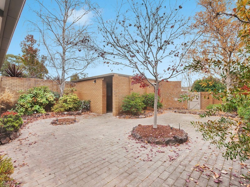 10 Gavin Place, Chapman ACT 2611