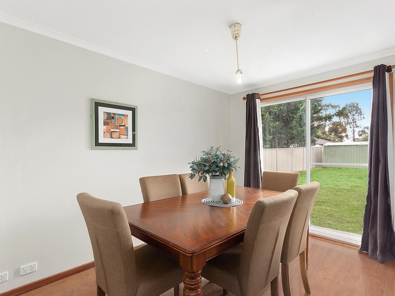 17 Beazley Crescent, Calwell ACT 2905