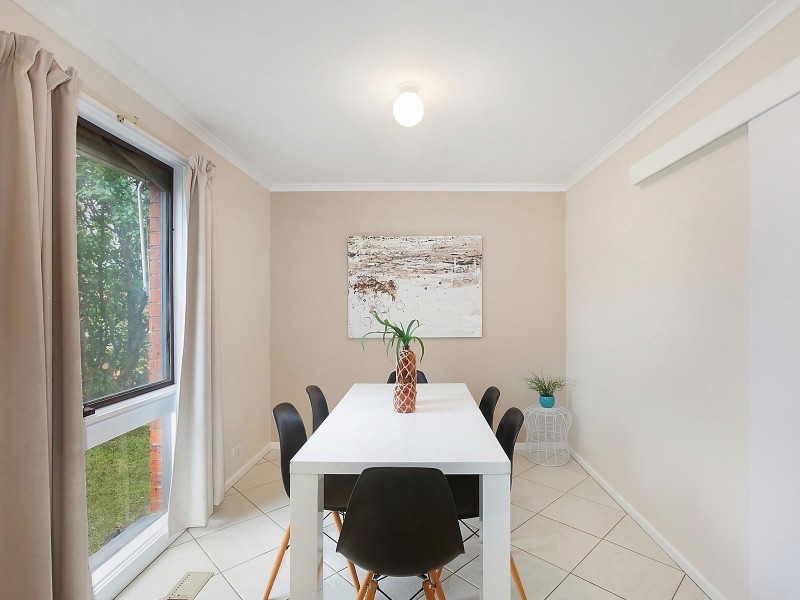 6 Fimister Circuit, Kambah ACT 2902