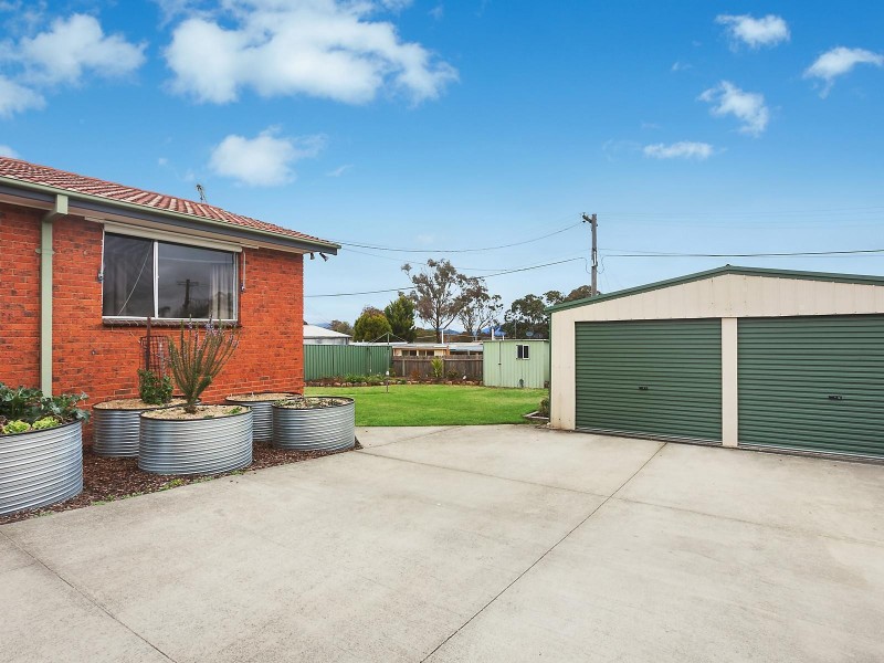 6 Fimister Circuit, Kambah ACT 2902