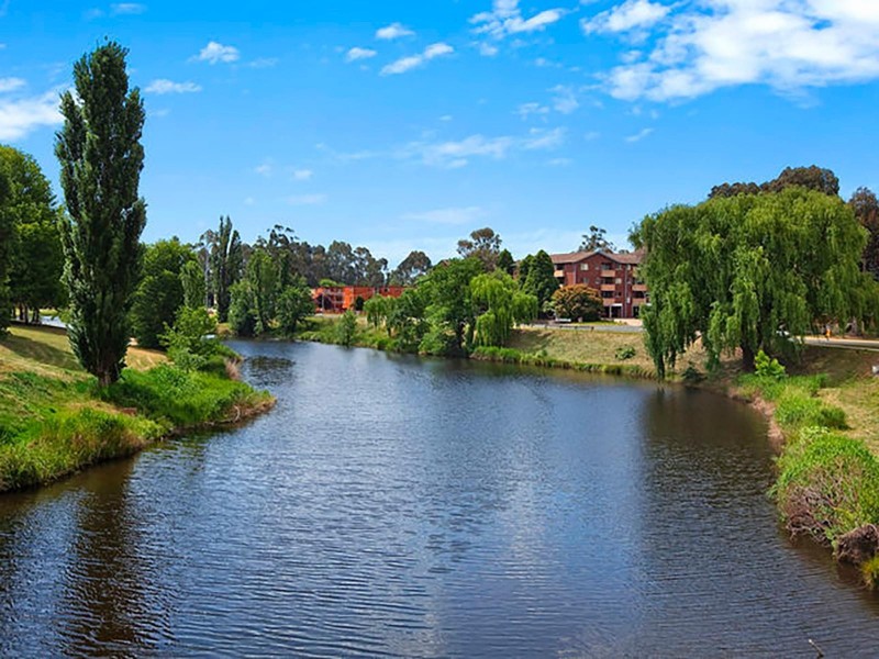 21 Sunnybar Parade, Queanbeyan NSW 2620