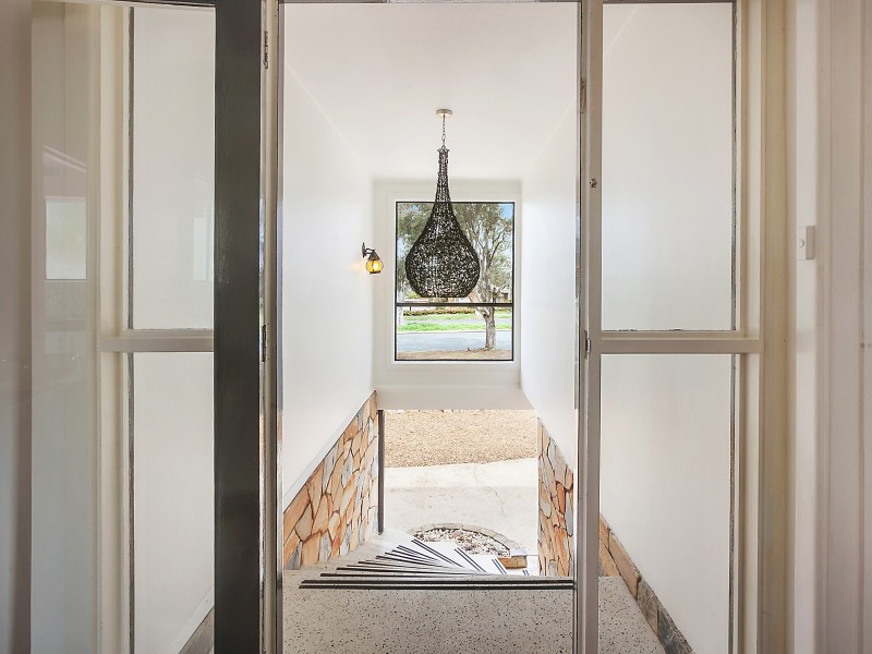 5 Phillip Avenue, Watson ACT 2602