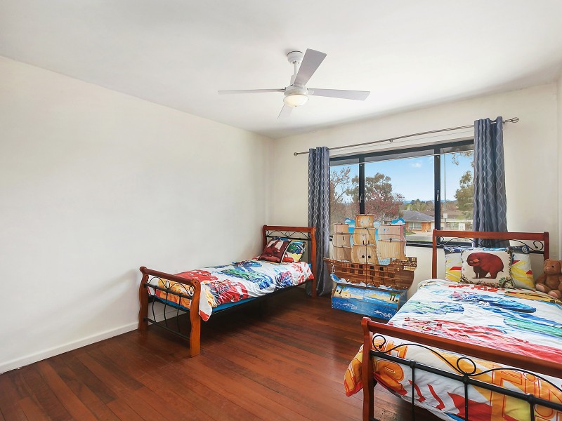 5 Phillip Avenue, Watson ACT 2602