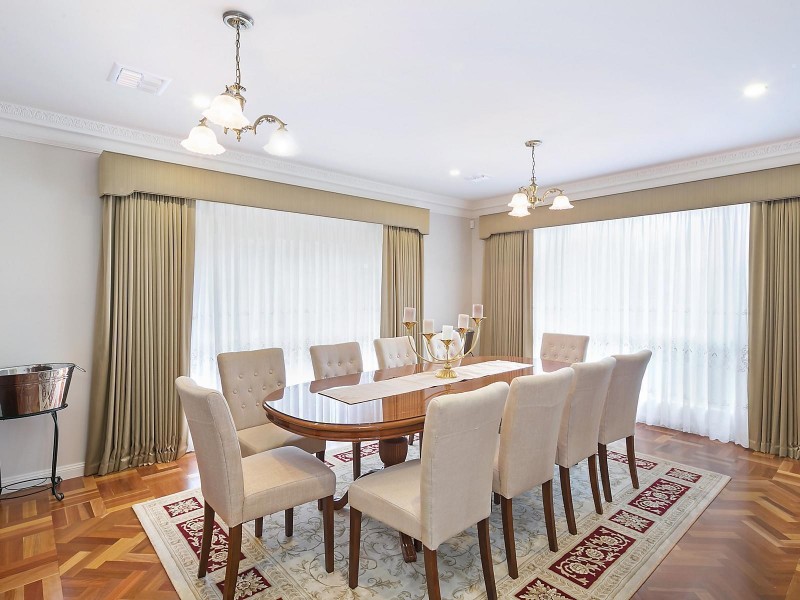 25 Esmond Avenue, Jerrabomberra NSW 2619