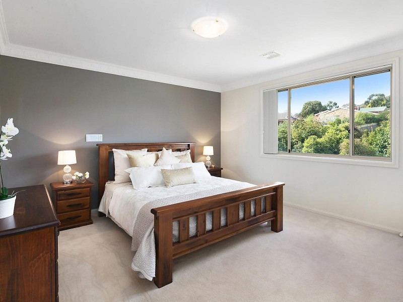 25 Esmond Avenue, Jerrabomberra NSW 2619