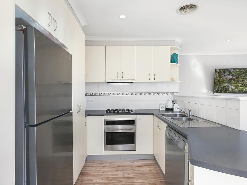 37 Polwarth Circuit, Dunlop ACT 2615