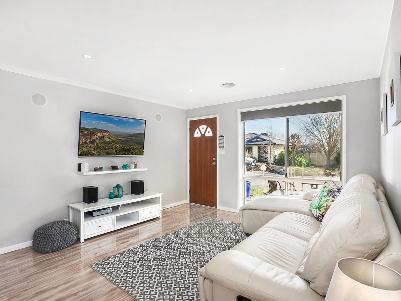 37 Polwarth Circuit, Dunlop ACT 2615