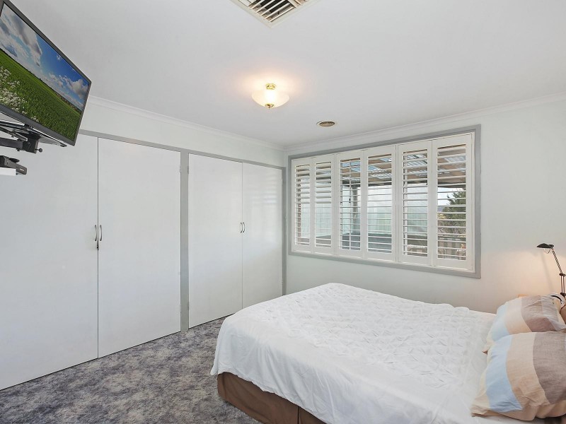 3 Throsby Close, Karabar NSW 2620