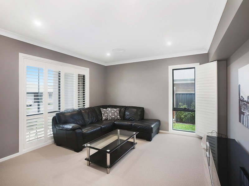 17 Mellington Loop, Googong NSW 2620