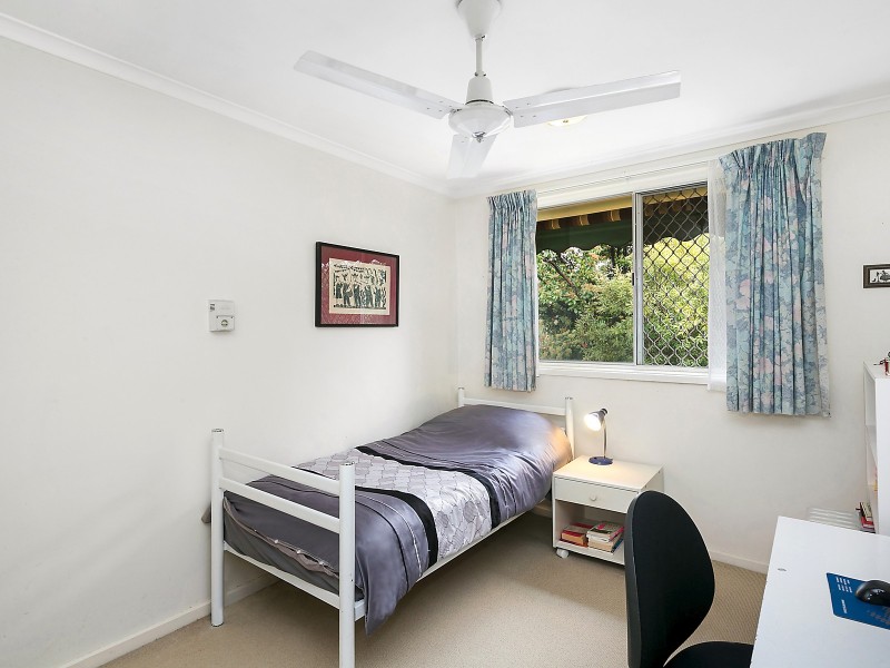 56 Pearson Street, Holder ACT 2611