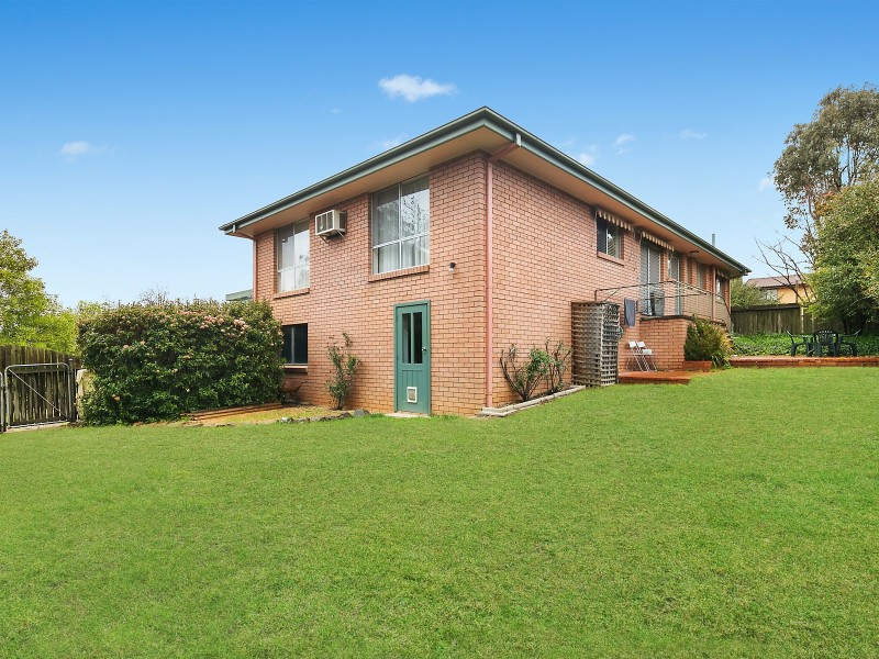 56 Pearson Street, Holder ACT 2611