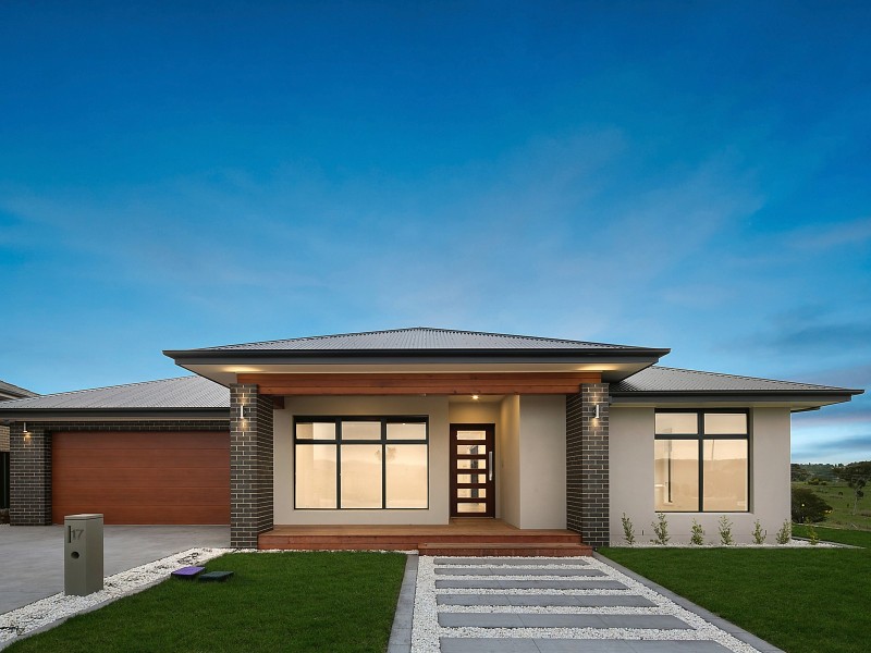 17 Garraway Crescent, Googong NSW 2620