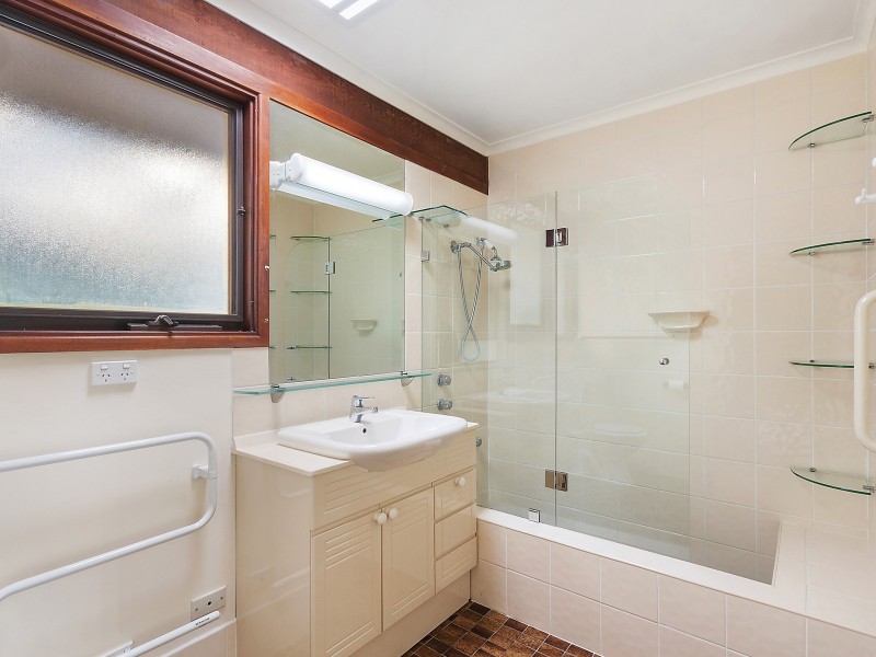 34 Fimister Circuit, Kambah ACT 2902