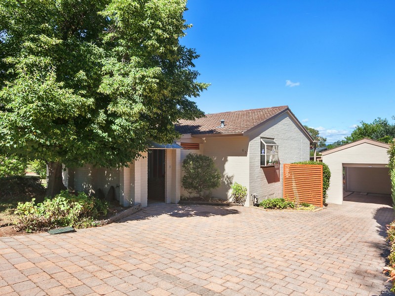 63 Ainsworth Street, Mawson ACT 2607