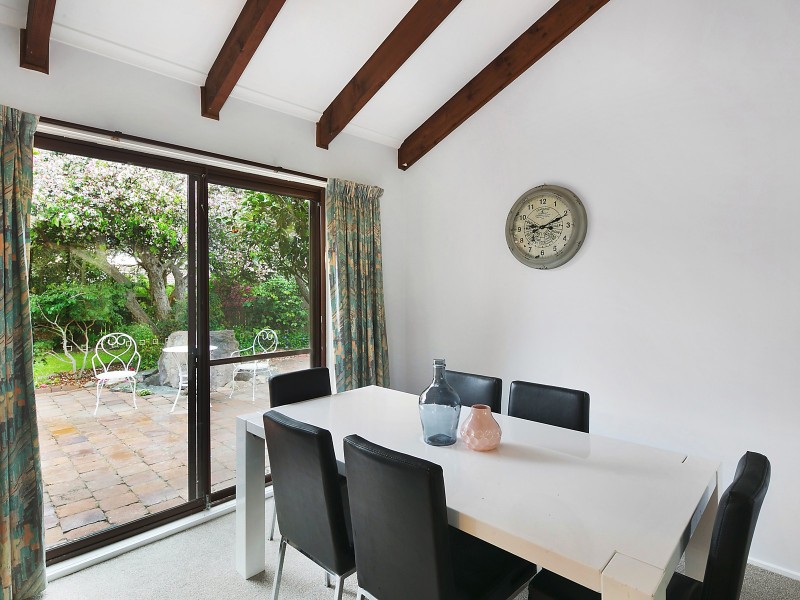 6 Bulcock Place, Fadden ACT 2904