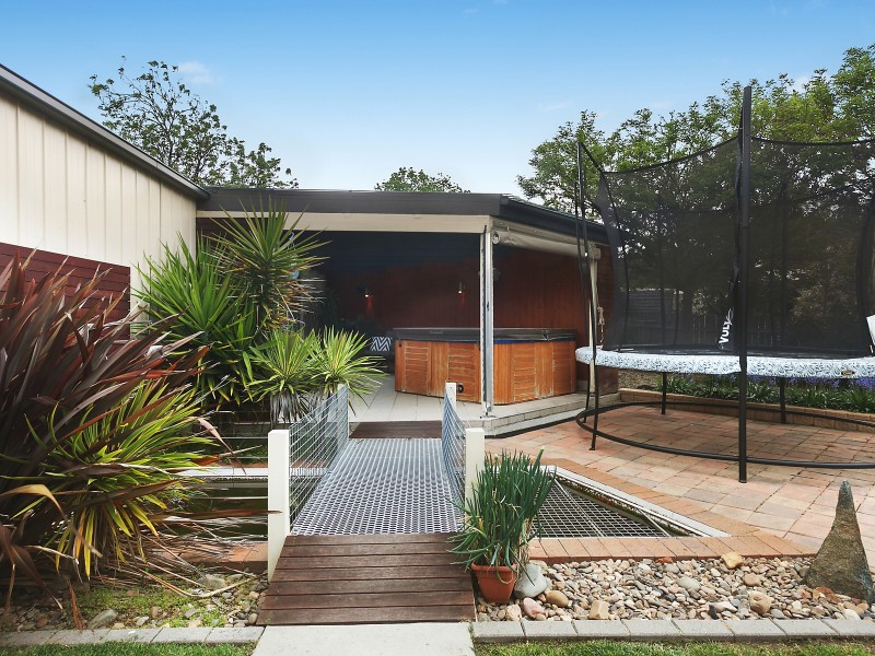 24 McLuckie Crescent, Banks ACT 2906