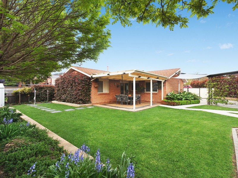 24 McLuckie Crescent, Banks ACT 2906