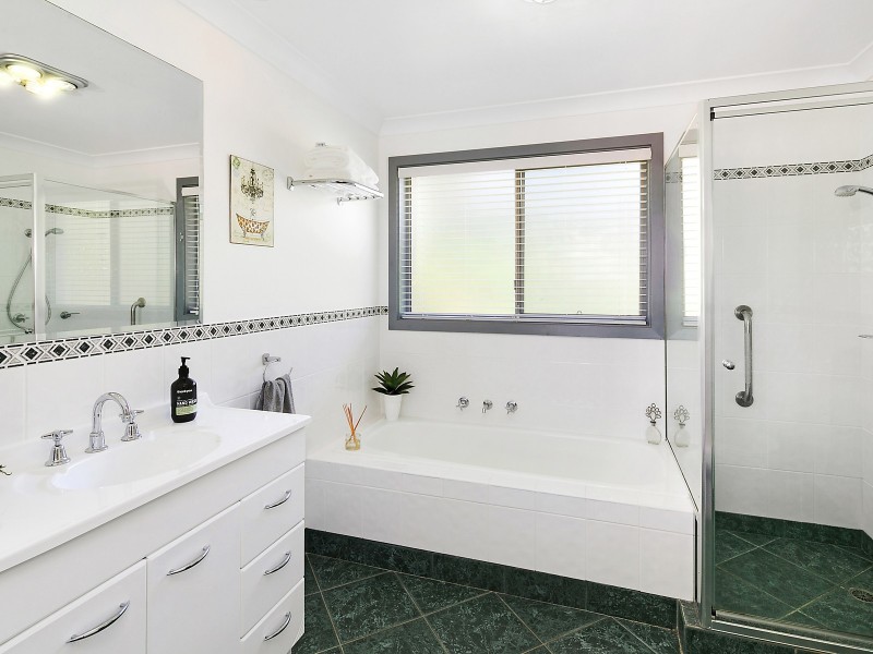 21 Mountain Circuit, Calwell ACT 2905