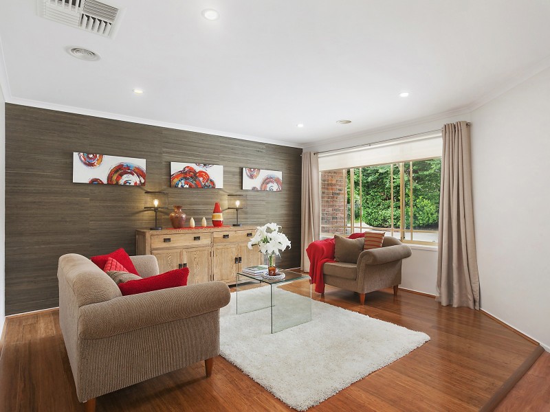 20 Halloran Drive, Jerrabomberra NSW 2619