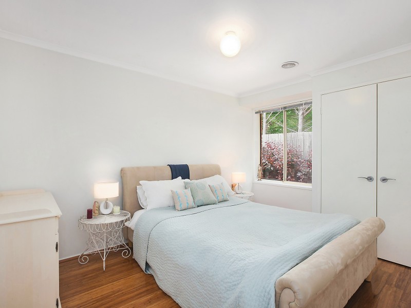 20 Halloran Drive, Jerrabomberra NSW 2619