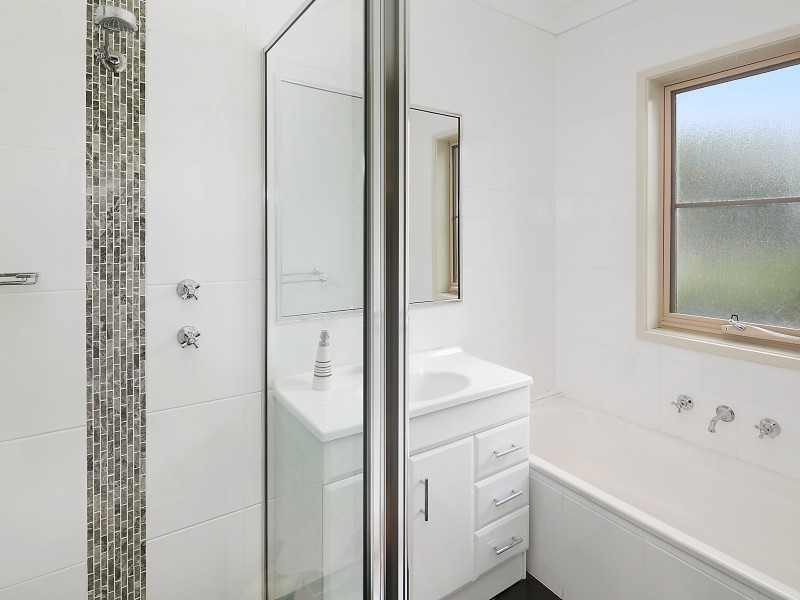 1/107 Eggleston Crescent, Chifley ACT 2606