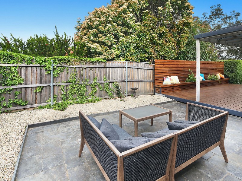 1/107 Eggleston Crescent, Chifley ACT 2606