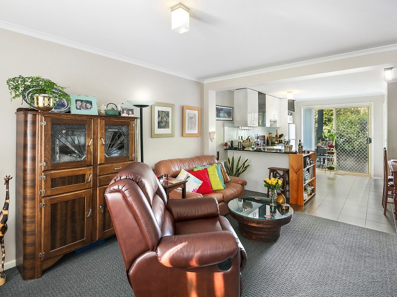 1/4 Booth Street, Queanbeyan NSW 2620