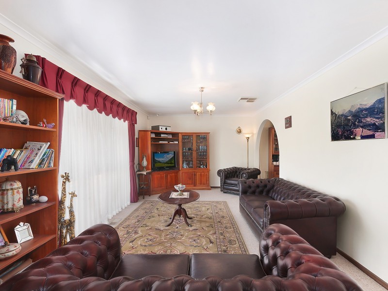 8 Badcoe Street, Gowrie ACT 2904