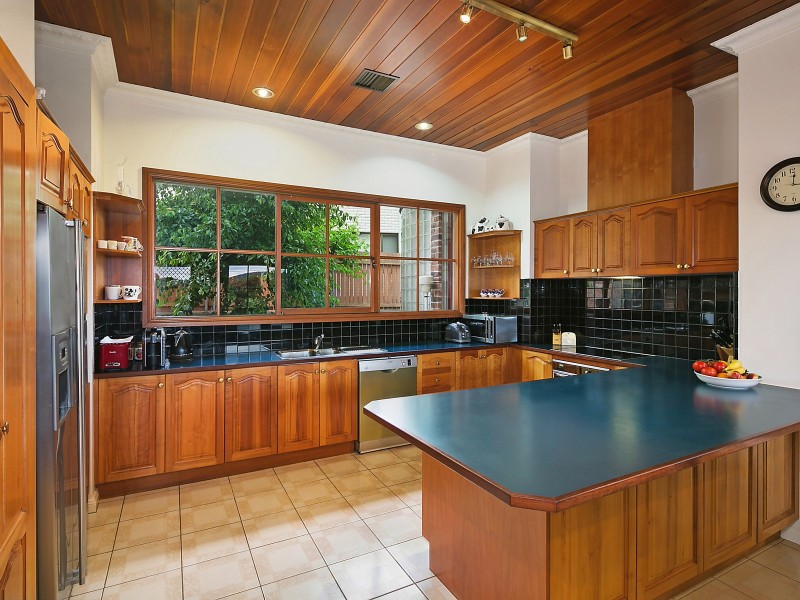 6 Medworth Crescent, Lyneham ACT 2602