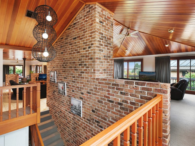 6 Medworth Crescent, Lyneham ACT 2602