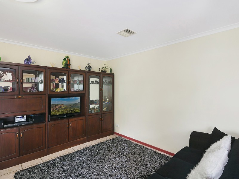 53 Wootton Crescent, Gordon ACT 2906