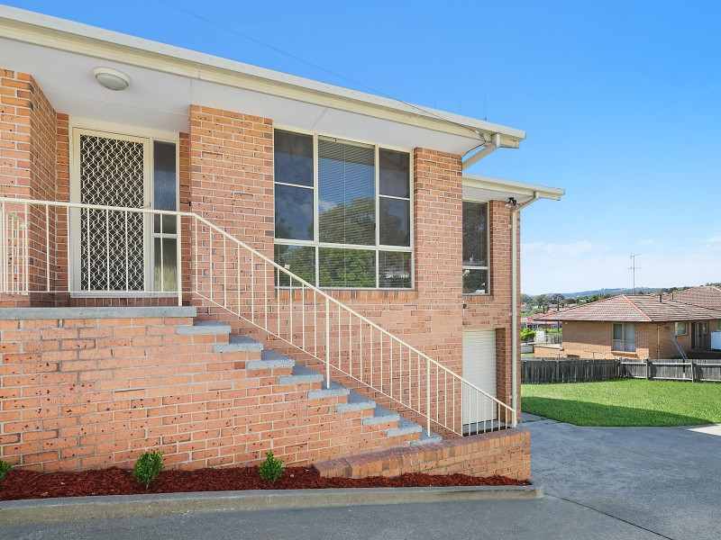 33 Gilmore Place, Queanbeyan NSW 2620