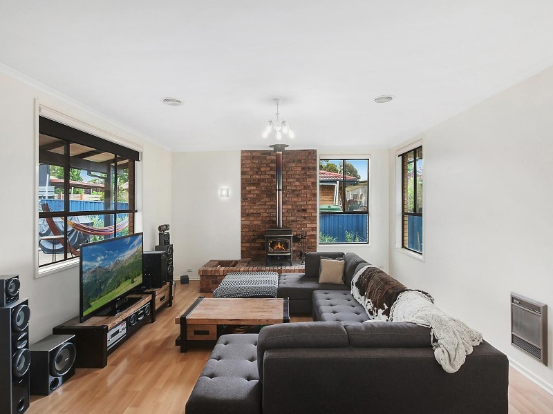 4 Vogelsang Place, Flynn ACT 2615