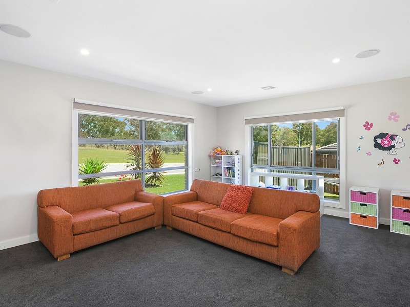 60 Wighton Terrace, Casey ACT 2913
