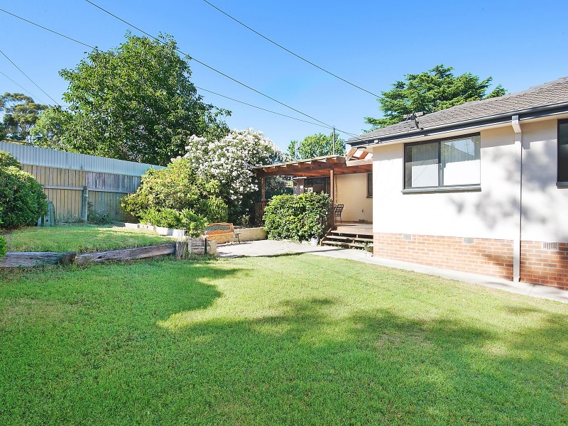 4 Mauldon Street, Chifley ACT 2606