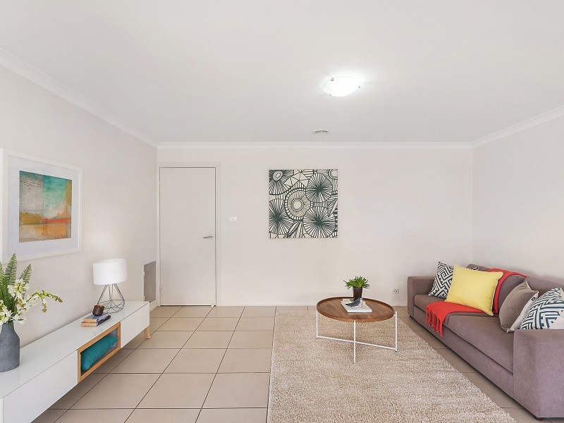 56 Macfarlane Burnet Avenue, Macgregor ACT 2615